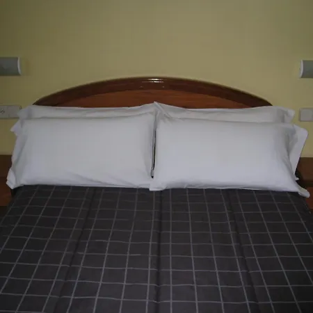 Hostal Roma-3